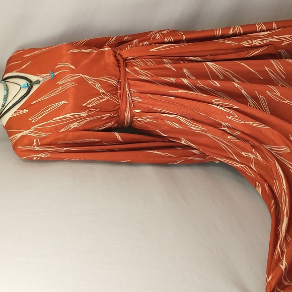 Diarrblu Wrap Dress Wide Flare Skirt Made in Senegal Soft Fabric Feminine Flirty - Picture 3 of 10